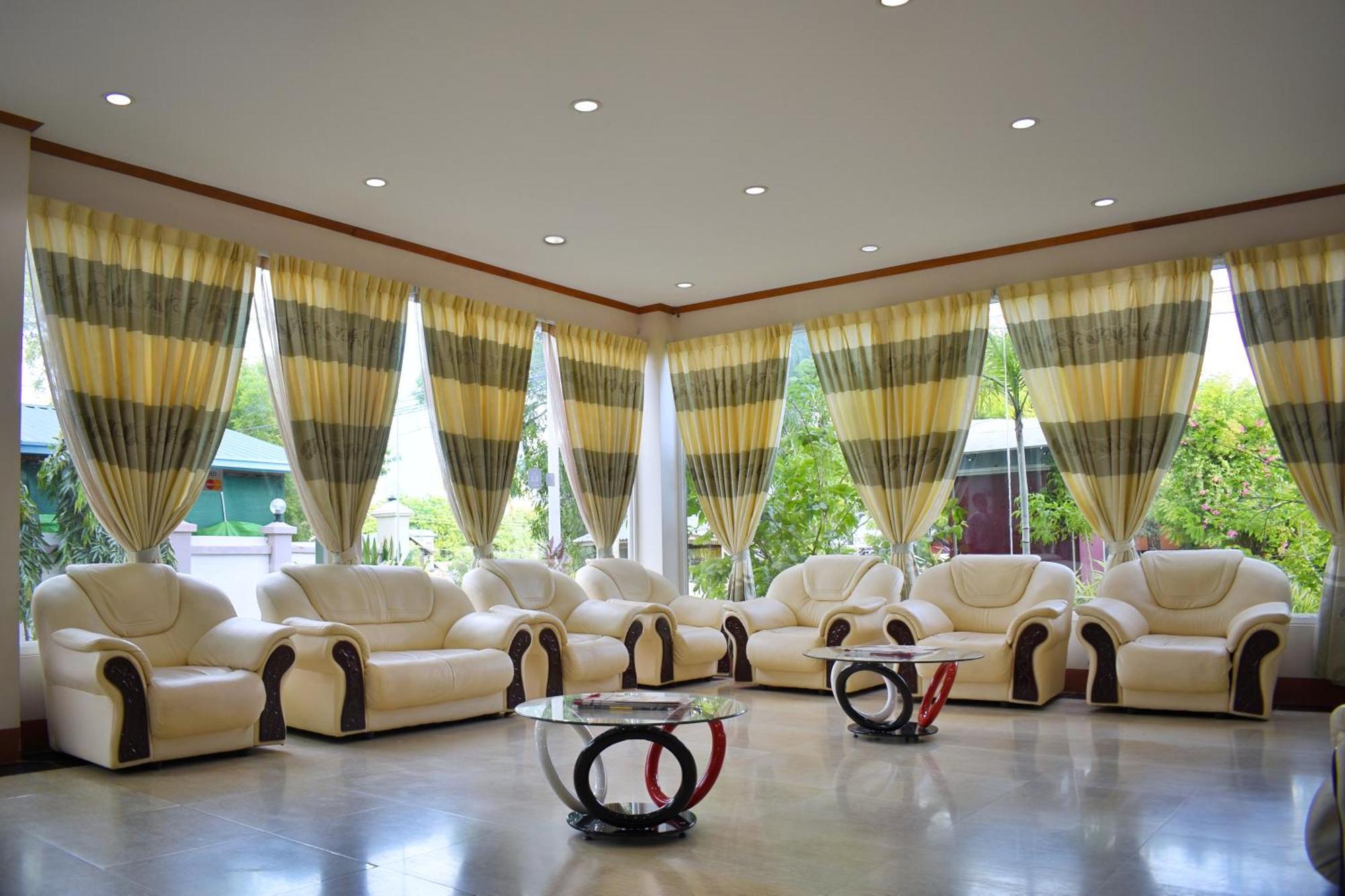 Shwe Poe Eain Hotel New Bagan Exterior photo